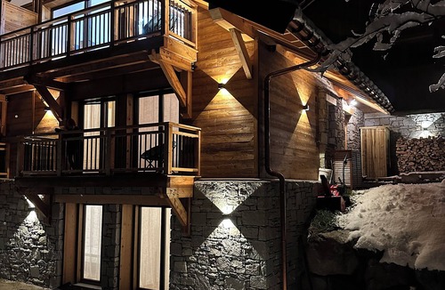 Les Allues Ski Chalet | Superb chalet in the heart of the 3 valleys