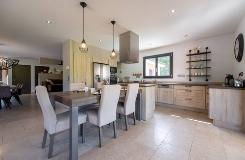 Chantraine House | Superb Peaceful House with Pool