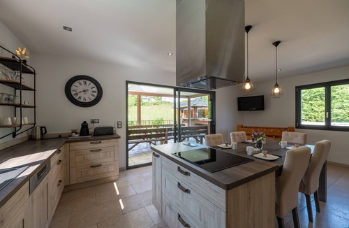 Chantraine House | Superb Peaceful House with Pool