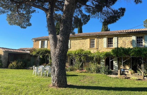 Pont-Saint-Esprit House | Superb Provencal Mas