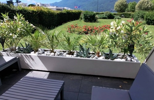 Aix-les-Bains Apartment | SUPERB STUDIO FACING LAC DU BOURGET WITH TERRACE - CURISTES - COUPLES