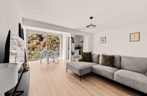 Vals-les-Bains Apartment | Superb studio - River access