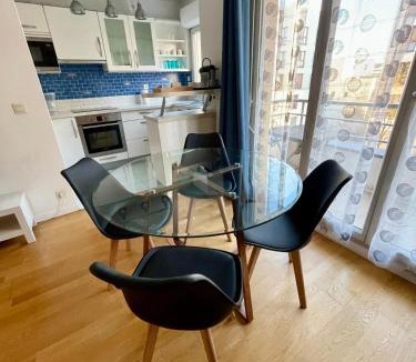 Quartier Vilmorin Apartment | Superbe 3 PIECES face gare TGV/RER de Massy