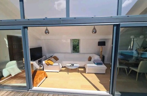 Chatillon Apartment | Superbe Appartement Avec Jacuzzi sur Terrasse, Sauna et Hammam Proche de Paris