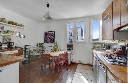 Belleville Apartment | SUPERBE DUPLEX avec JARDIN PARTAGE à PARIS MENILMONTANT