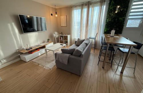 Secteur 3 Apartment | superbe duplex avec parking gratuit