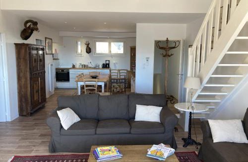 Saint-Jacques-des-Blats Apartment | Superbe duplex Le Grand Cerf