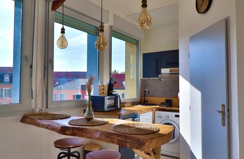 Montbeliard Apartment | Superbe studio cosy et atypique 3 étoiles