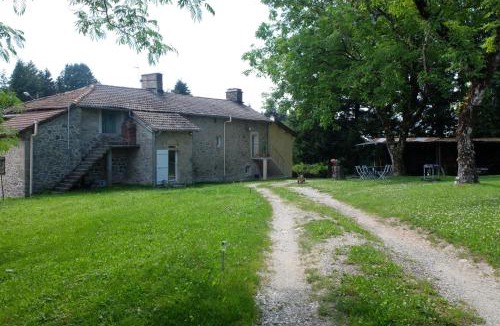 Sousceyrac Apartment | Sur la Colline