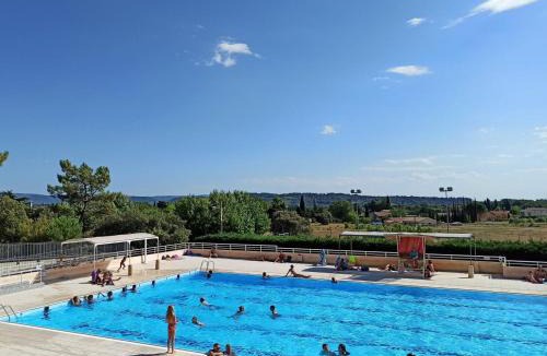 Sainte-Colombe House | Sur la route du ventoux