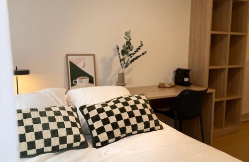 Gif-sur-Yvette Apartment | Sweetly Saclay Gif-sur-Yvette