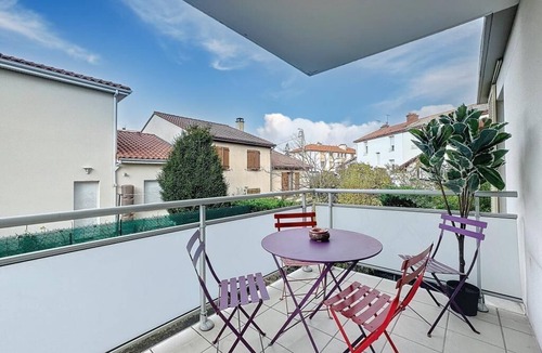 Clermont-Ferrand Apartment | T2 4 pers. Les Cézeaux, balcony and free parking