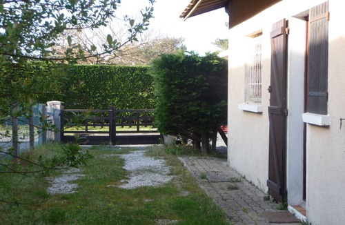 Lacanau-Ocean Apartment | T2 apartment adjoining villa, south of Lacanau. 300 m. beach