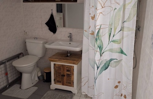 Pougny Apartment | T2 close to Swiss customs, train to Geneva (20 min), TPG bus