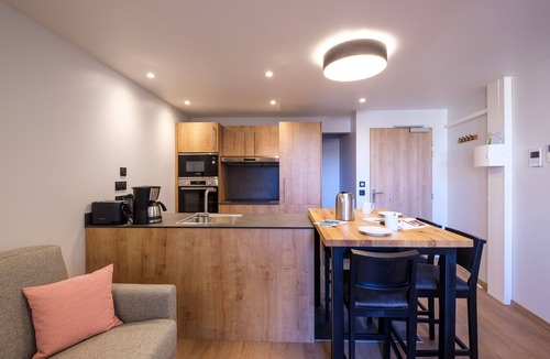 Lons-le-Saunier Condo | T2 moderne proche des Thermes & centre