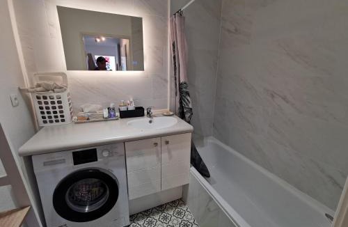 Albertville Apartment | T3 Confort - Piscine et terrasse