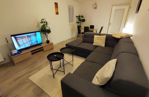 Chenove Apartment | T3 lumineux avec grande terrasse et parking sécurisé