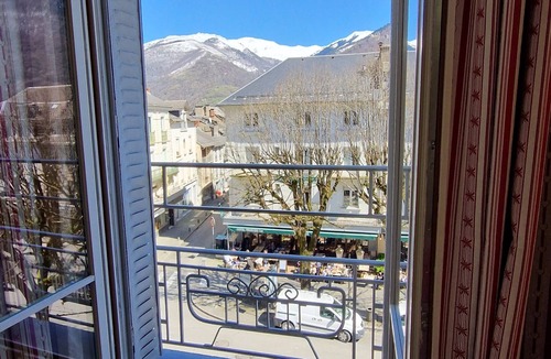 Bagneres-de-Luchon Apartment | T3 town center Bagnères-de-Luchon - LL/SL