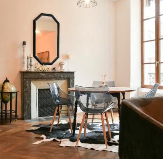 Le Pont-de-Beauvoisin Apartment | T4 Cosy et lumineux, Pros et familles, Walibi
