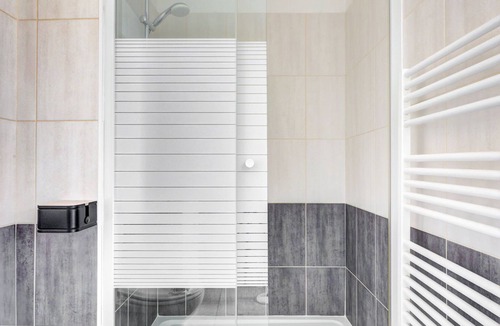 Bagnolet Apartment | TBS 142 - Cosy Studio at the Gates of Paris