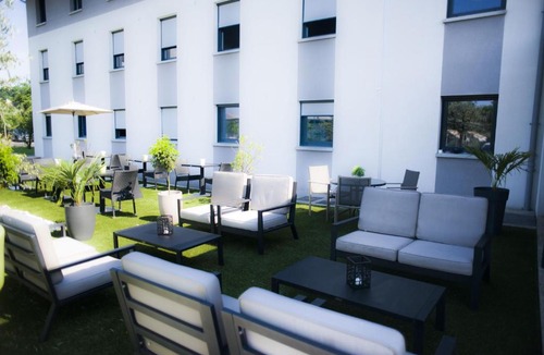 Saint-Jean-Baptiste Hotel | Temis hôtel Besançon