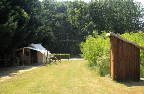 Saint-Vincent-en-Bresse Other | Tente Trappeur Ada, Au jardin de la Vouivre