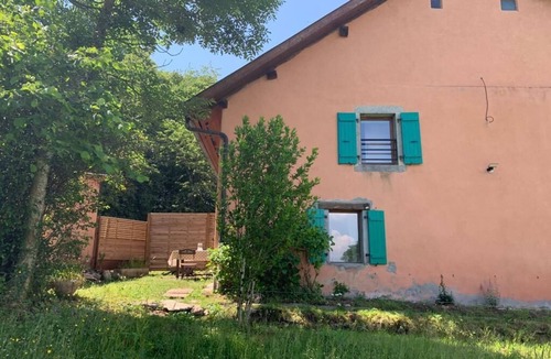 La Muraz House | Terraced house in total independence