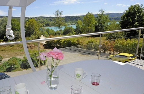 Clairvaux-les-Lacs Apartment | The balcony of the Lake: T3 of 65m2