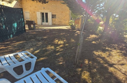Azerat Cottage | The Broom, gites with pool in Périgord, near Sarlat