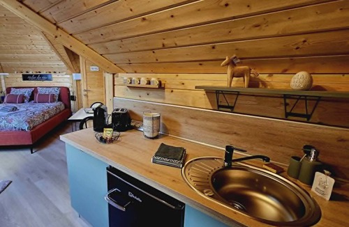 Rainville Ski Chalet | The charm of the Finnish Kota and its Nordic bath