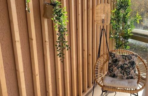 Romans-sur-Isere Apartment | The Jungle Studio, loggia & parking dans résidence