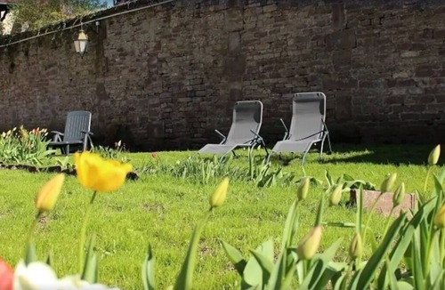 Luxeuil-les-Bains Apartment | The NAPOLEON