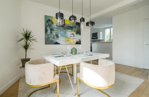 Vigneux-sur-Seine Apartment | The Nell house