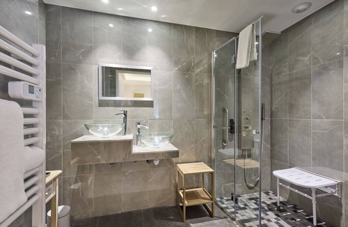 Montbeliard Hotel | The Originals Boutique, Hôtel de la Balance, Montbéliard