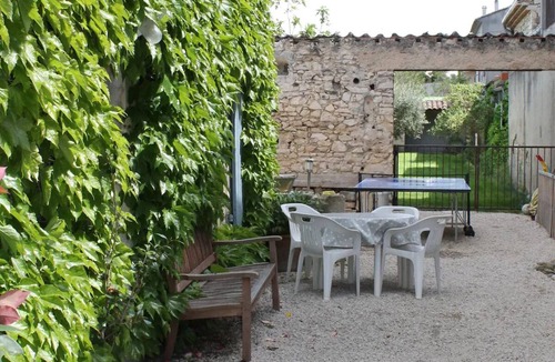 Saint-Didier House | The other side of the washhouse