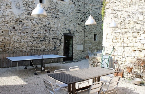 Saint-Didier House | The other side of the washhouse