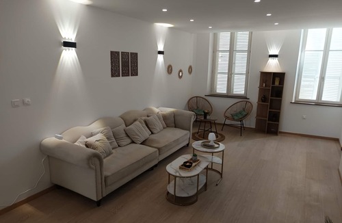 Autun Apartment | The peaceful little cocoon at the porte d'arroux