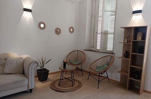 Autun Apartment | The peaceful little cocoon at the porte d'arroux