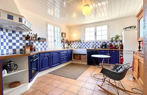 Brazey-en-Morvan House | The perfect get away - house set in a meadow with its own lake