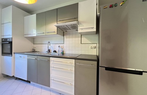 Saint-Cyprien Apartment | The Tower in the heart of Toulouse with Parking and view