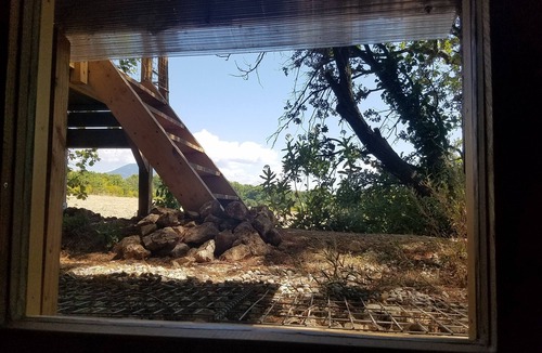 Saint-Hippolyte-le-Graveyron Cabin | The Ventoux hut