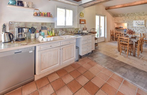 Taulignan House | This beautiful and spacious stone vacation home welcomes you on a large and wooded property.