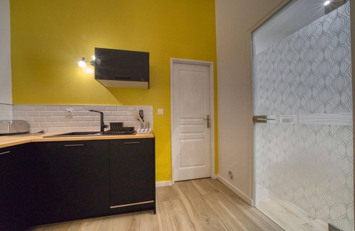 Poligny Apartment | three apartments on the ground floor of a private mansion dating from 1430