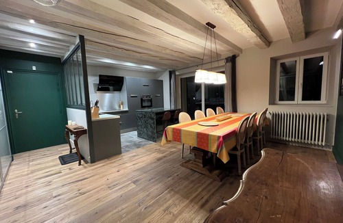 Besancon Old Town Apartment | Timeless Luxury in the Heart of the Old Town