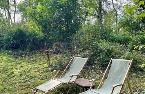 Ciel House | Tiny house in the forest: Camionettli Enchantee for relaxing moments in nature!