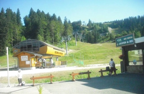 Mijoux Cabin | Tonneau Col de la Faucille