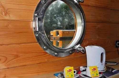 Molinet Cabin | Toue Cabanée at anchor - Houseboat for 5 people