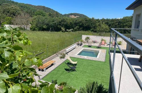 Charmes-sur-Rhone House | Toupie et Bicyclette
