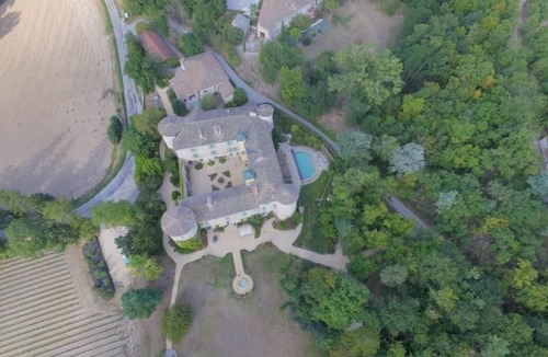 Montclar-sur-Gervanne House | Tour Ouest Vacation Rental - Château de Vachères