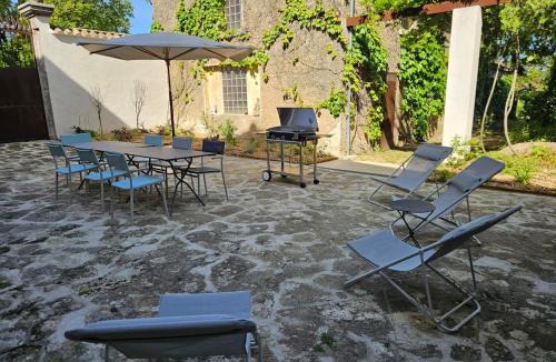 Etoile-sur-Rhone Villa | Très bel hôtel particulier